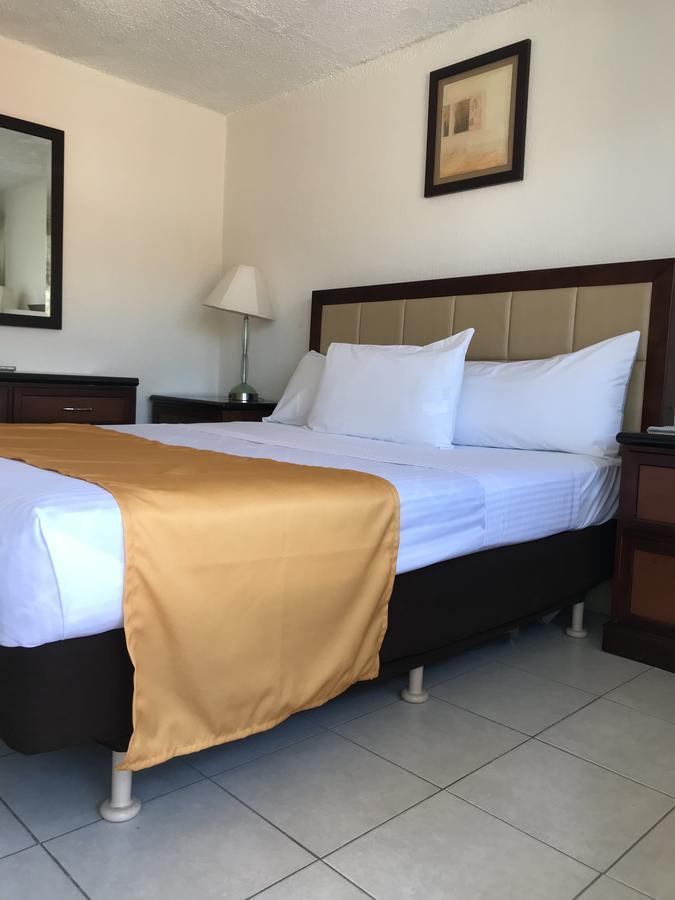 Hotel Guillen Jr Tijuana Exterior foto