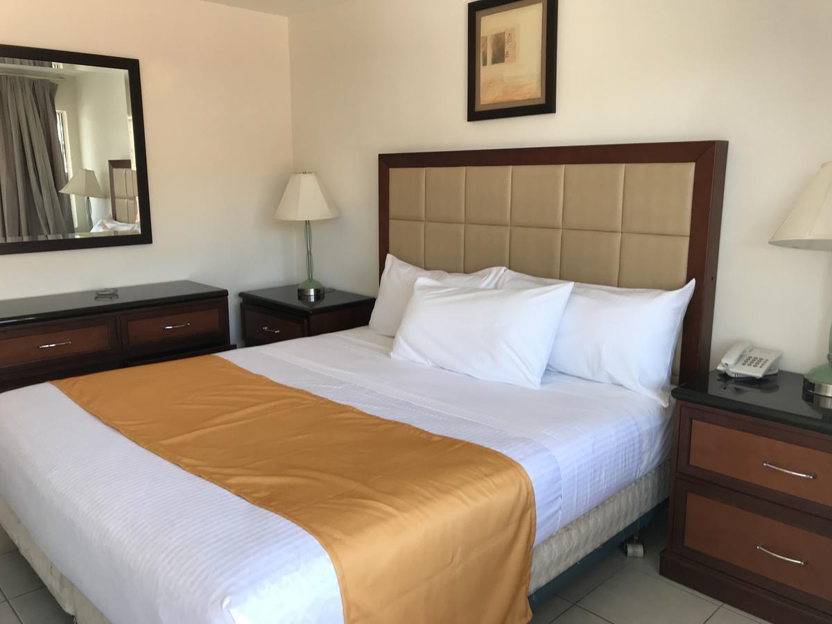 Hotel Guillen Jr Tijuana Exterior foto